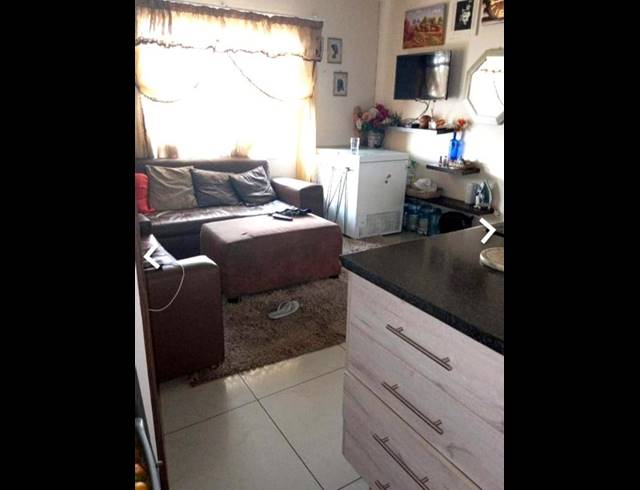 2 BEDROOM APARTMENT FOR SALE IN RIVERSIDE VIEW